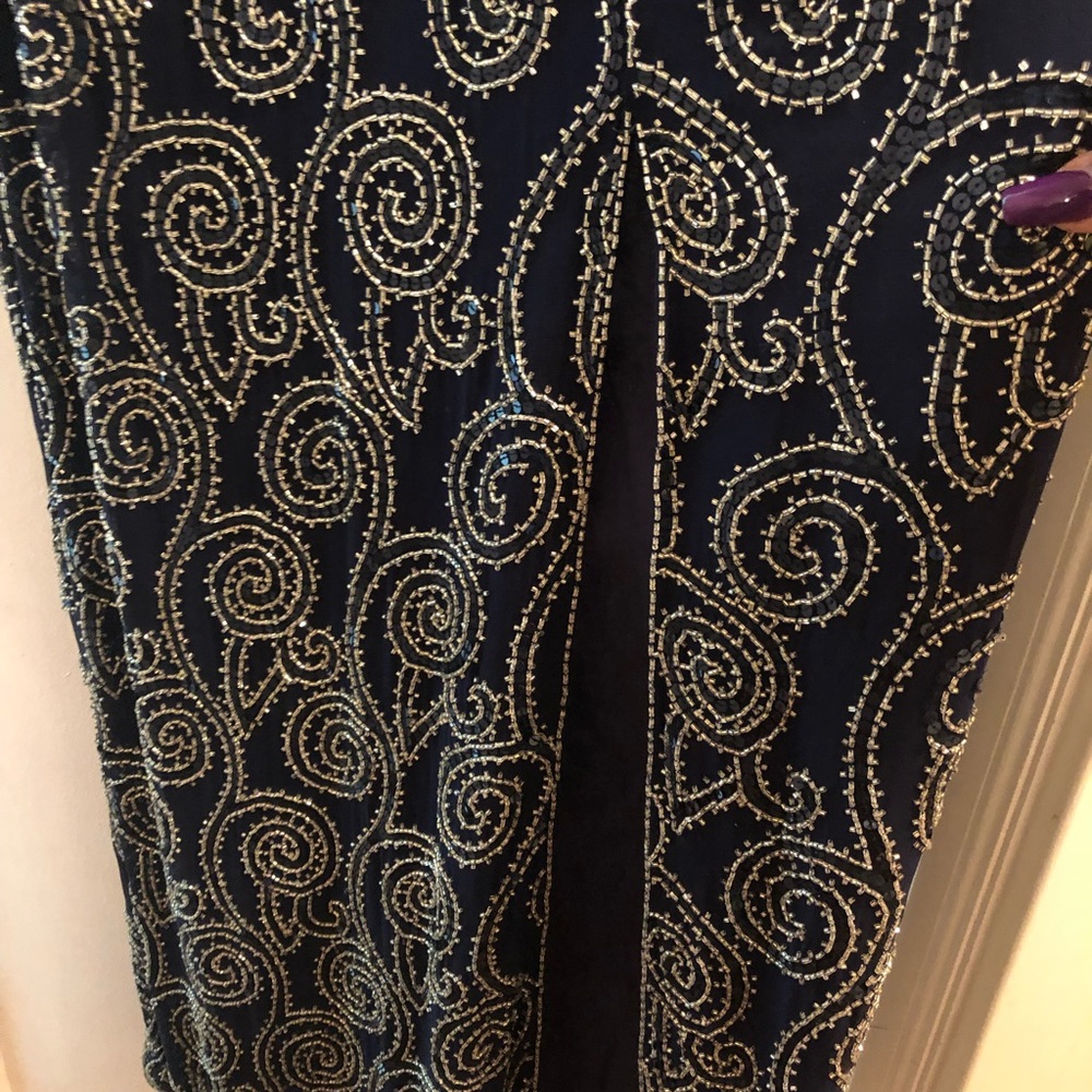 Navy blue sequins - Picture 2 of 3